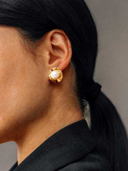 Сережки Shell Pearl Cплав з покриттям 18k золотом 250305-18K