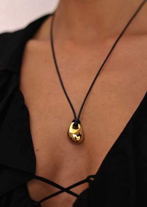 Кольє без вставок Cплав з покриттям 18k золотом 7929363-18K